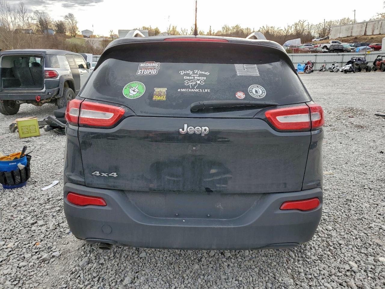 2015 JEEP CHEROKEE LATITUDE photo 6