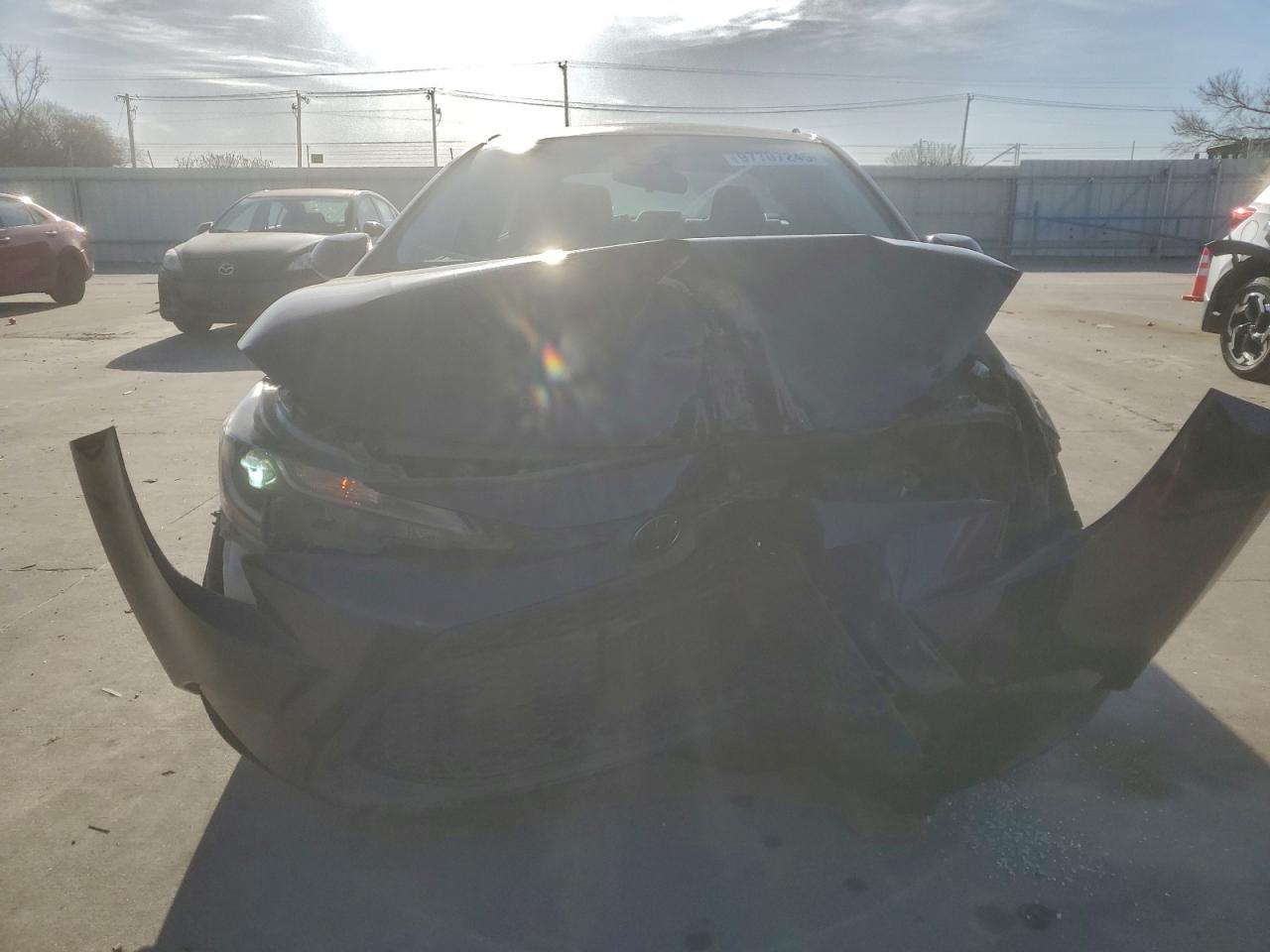2021 TOYOTA COROLLA LE photo 17