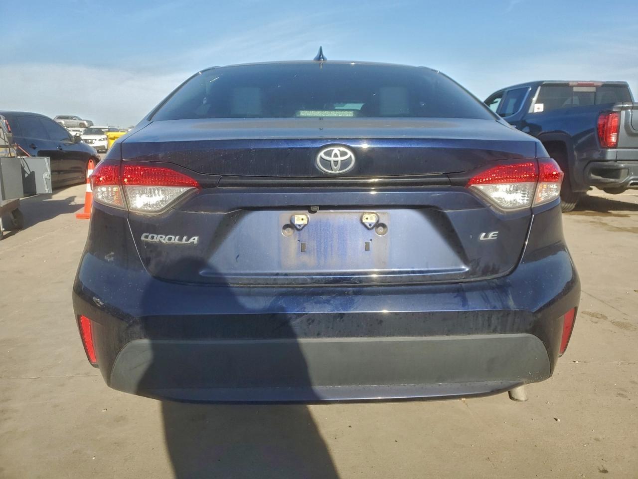 2021 TOYOTA COROLLA LE photo 21