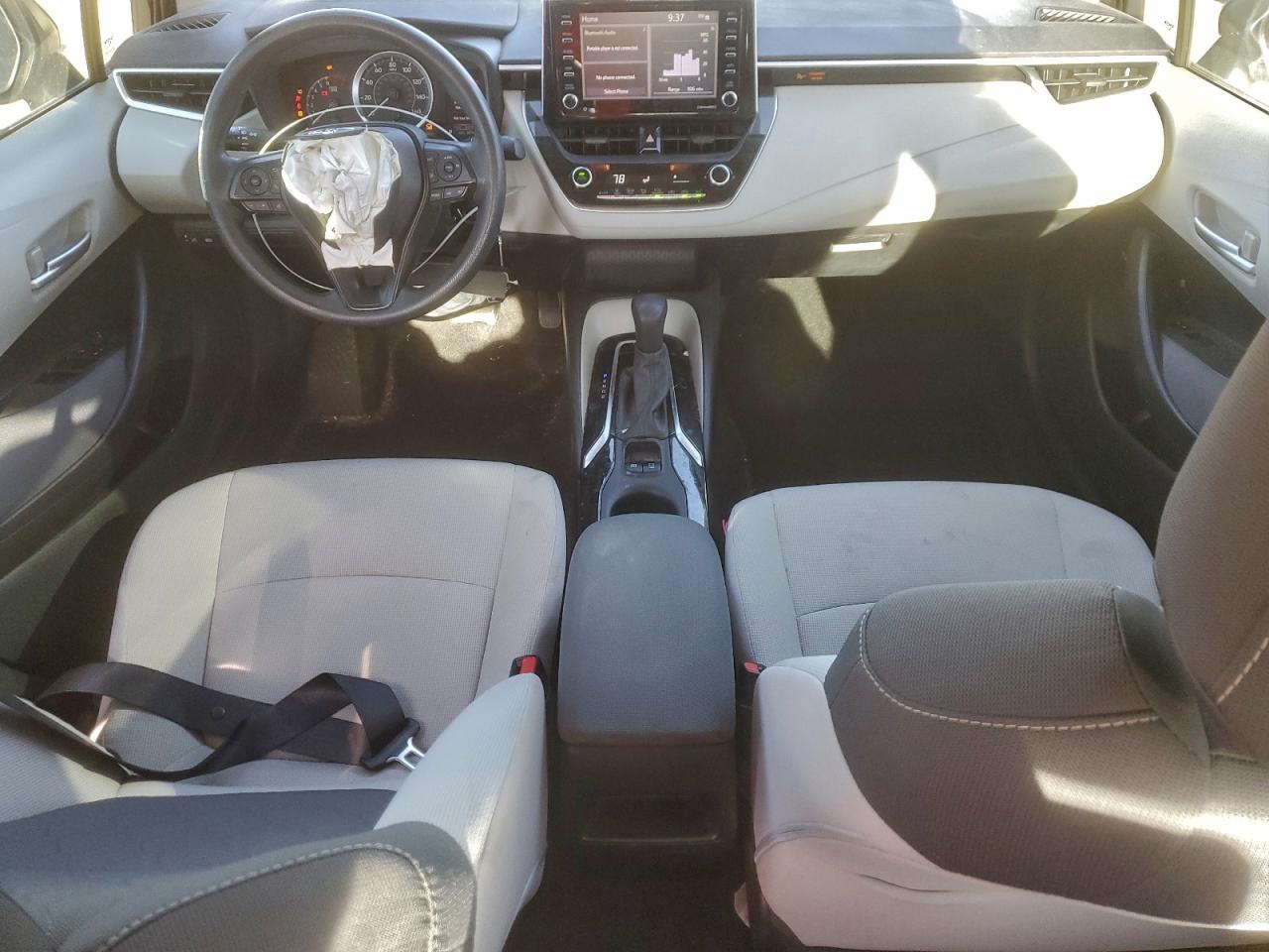2021 TOYOTA COROLLA LE photo 29