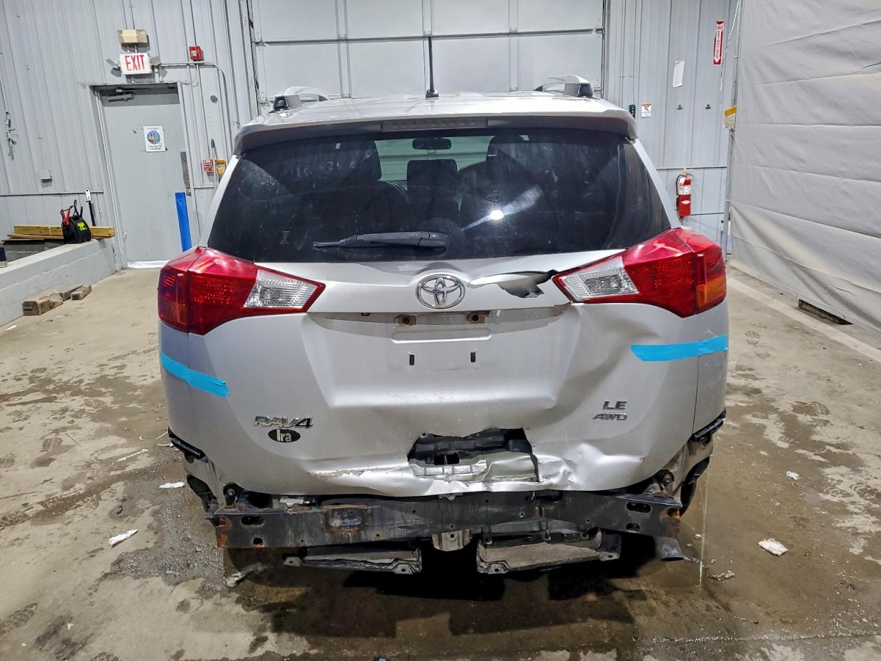 2015 TOYOTA RAV4 LE photo 6