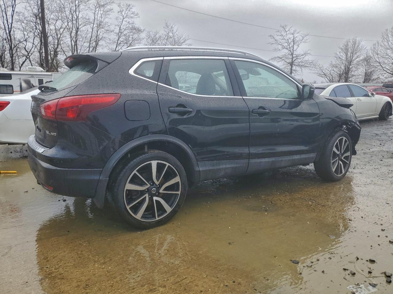 2019 NISSAN ROGUE SPORT S photo 3