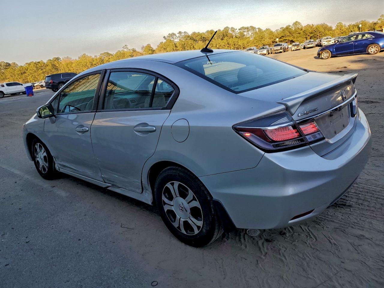 2014 HONDA CIVIC HYBRID photo 2