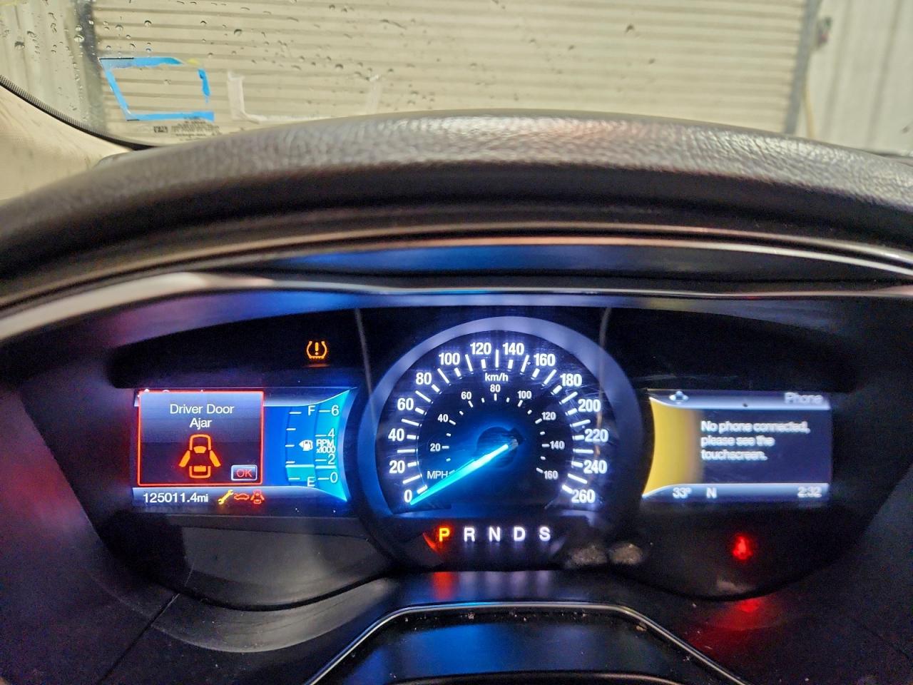 2017 FORD FUSION SE photo 9