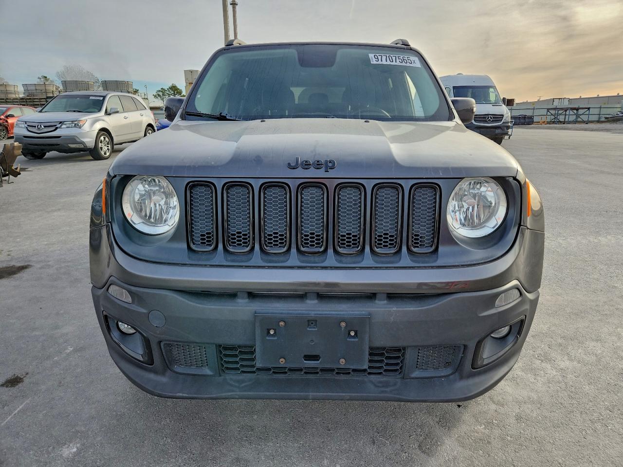 2017 JEEP RENEGADE LATITUDE photo 5