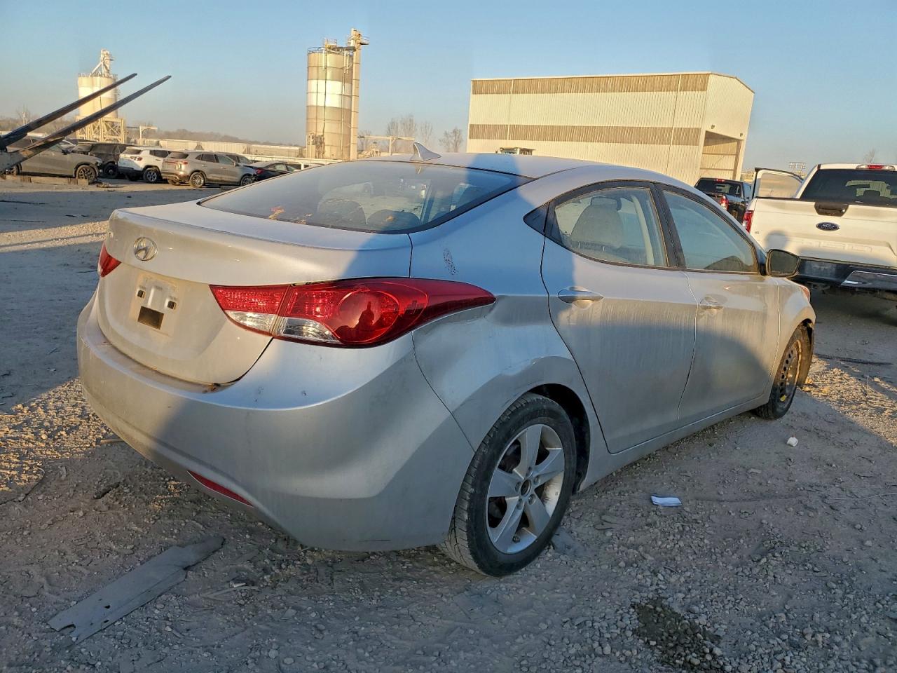 2013 HYUNDAI ELANTRA GLS photo 3