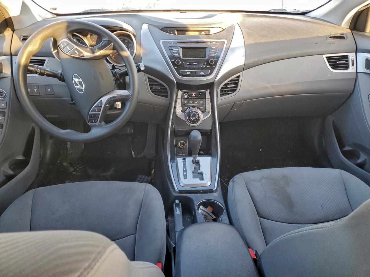 2013 HYUNDAI ELANTRA GLS photo 8