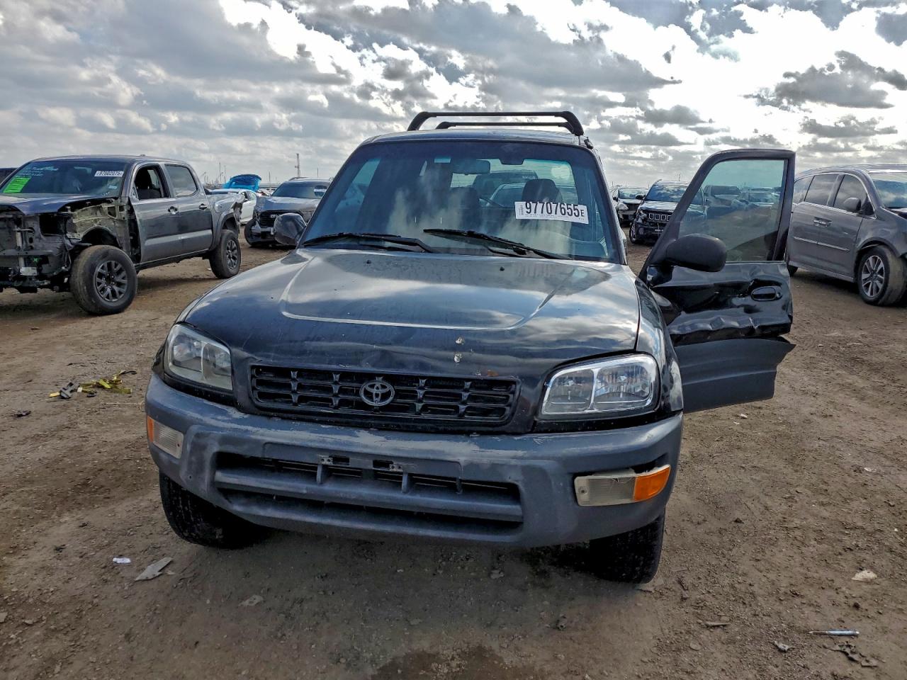 1999 TOYOTA RAV4 photo 5