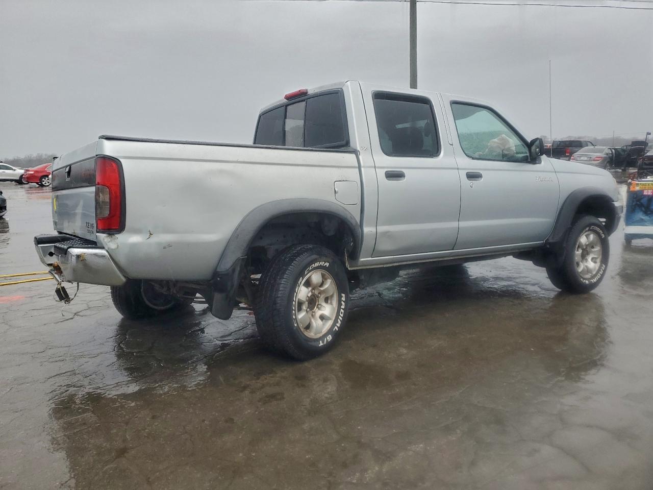 2000 NISSAN FRONTIER CREW CAB XE photo 3