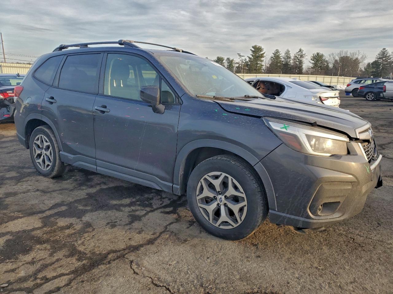 2019 SUBARU FORESTER PREMIUM photo 4