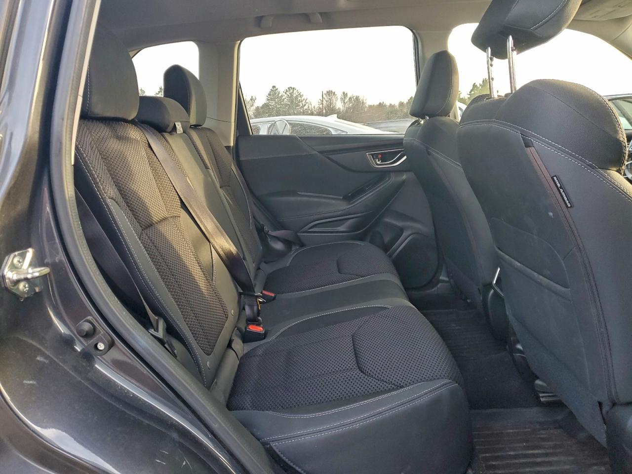 2019 SUBARU FORESTER PREMIUM photo 11