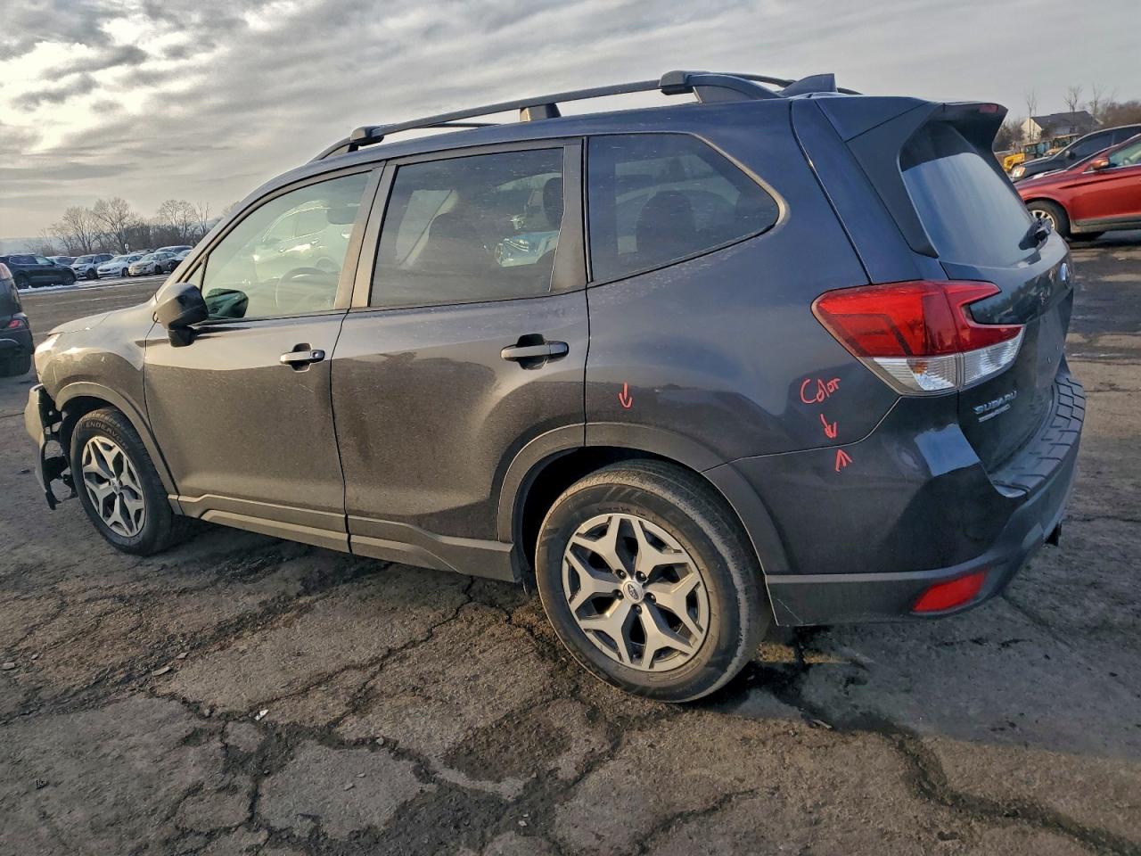 2019 SUBARU FORESTER PREMIUM photo 2