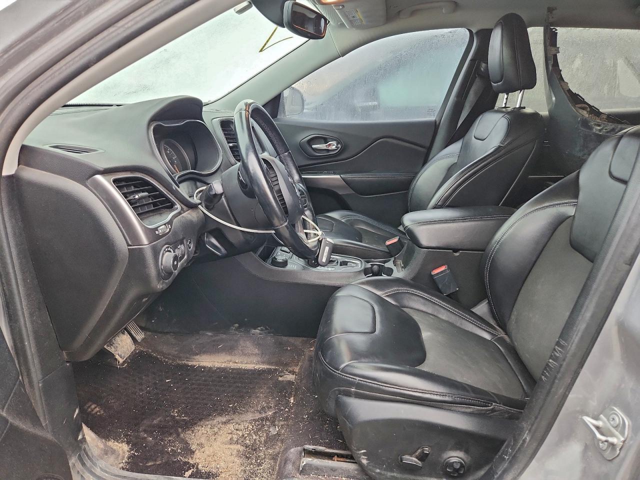 2019 JEEP CHEROKEE LATITUDE PLUS photo 7