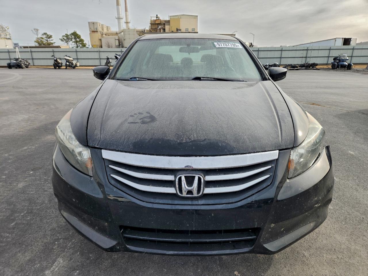 2012 HONDA ACCORD LX photo 5