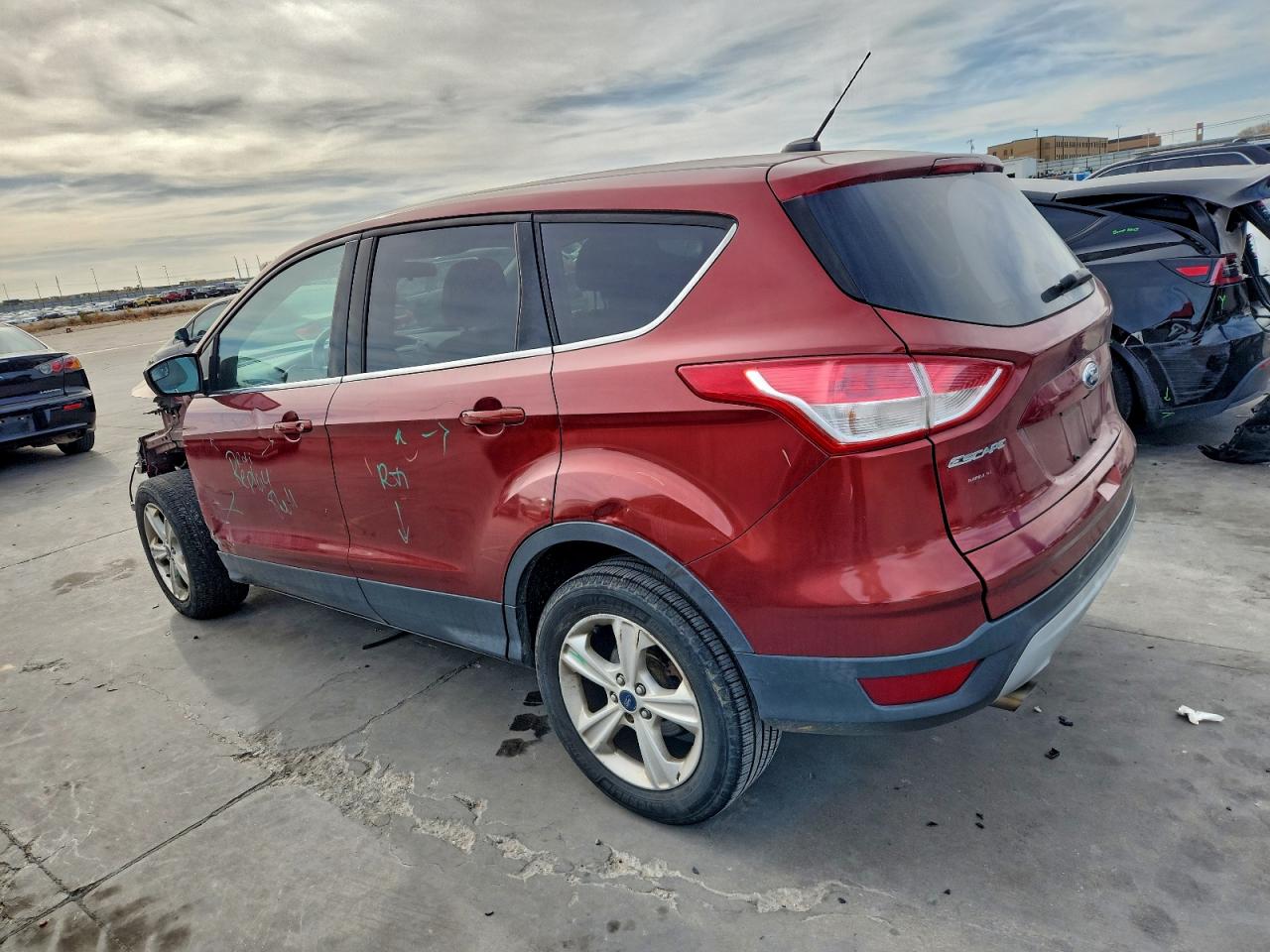 2015 FORD ESCAPE SE photo 2