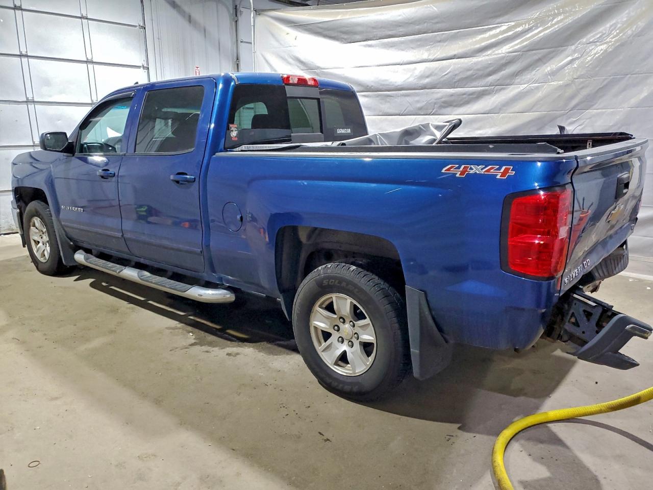 2015 CHEVROLET SILVERADO K1500 LT photo 2