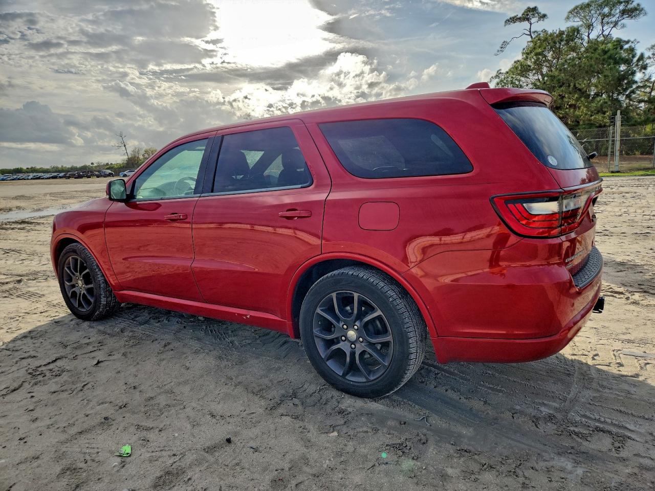 2015 DODGE DURANGO R/T photo 2