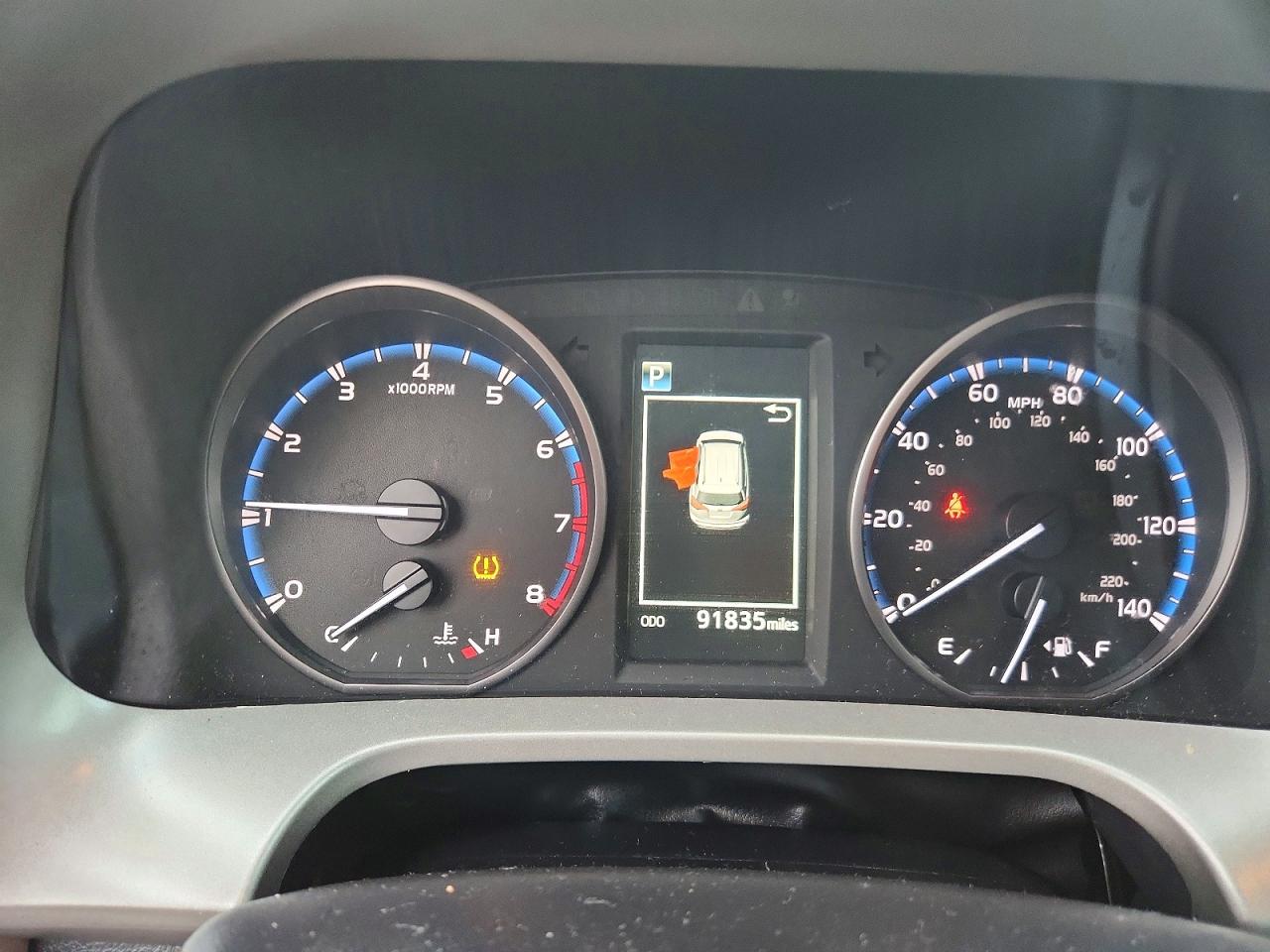2017 TOYOTA RAV4 XLE photo 9