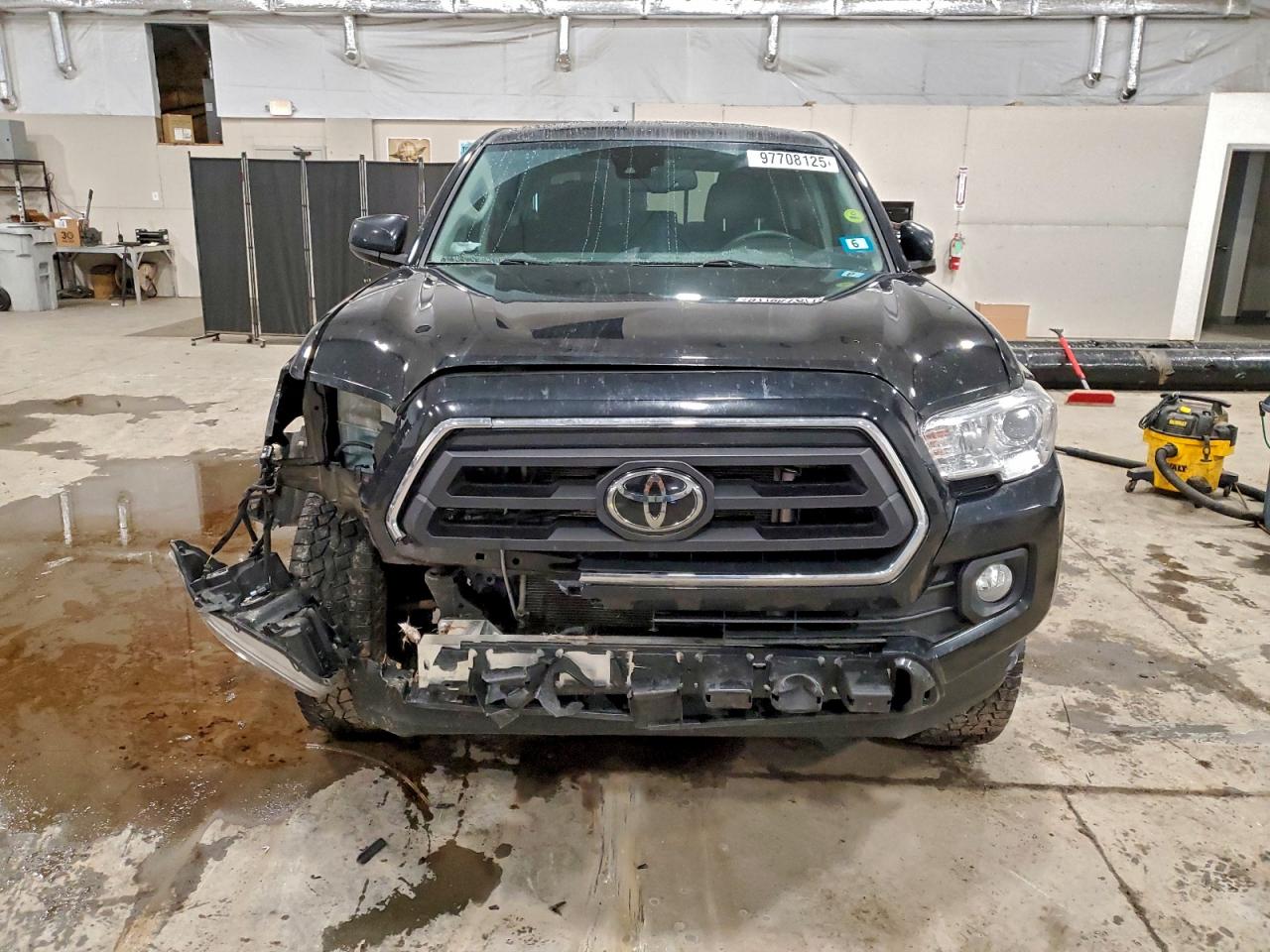 2022 TOYOTA TACOMA DOUBLE CAB photo 5