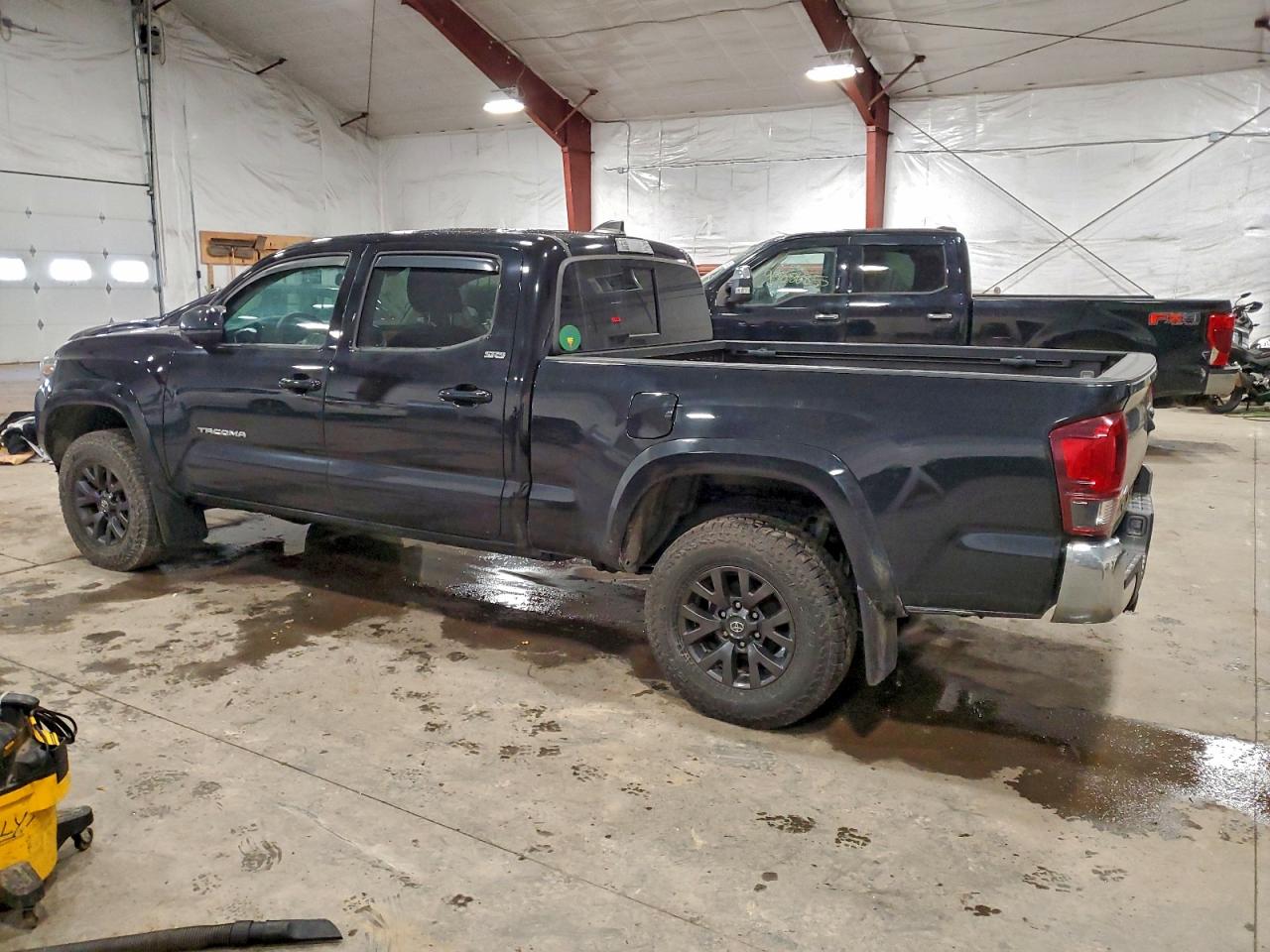 2022 TOYOTA TACOMA DOUBLE CAB photo 2