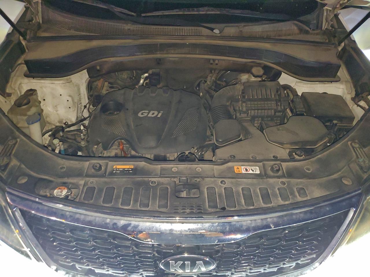 2014 KIA SORENTO LX photo 11