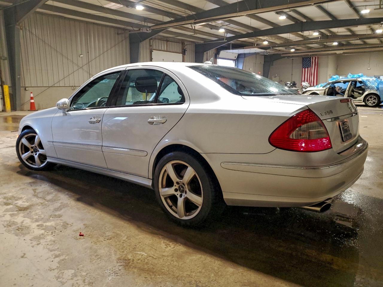 2008 MERCEDES-BENZ E 350 4MATIC photo 2