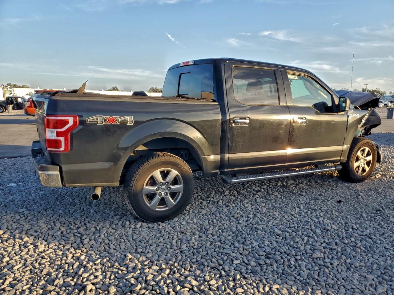 2018 FORD F150 SUPERCREW photo 3