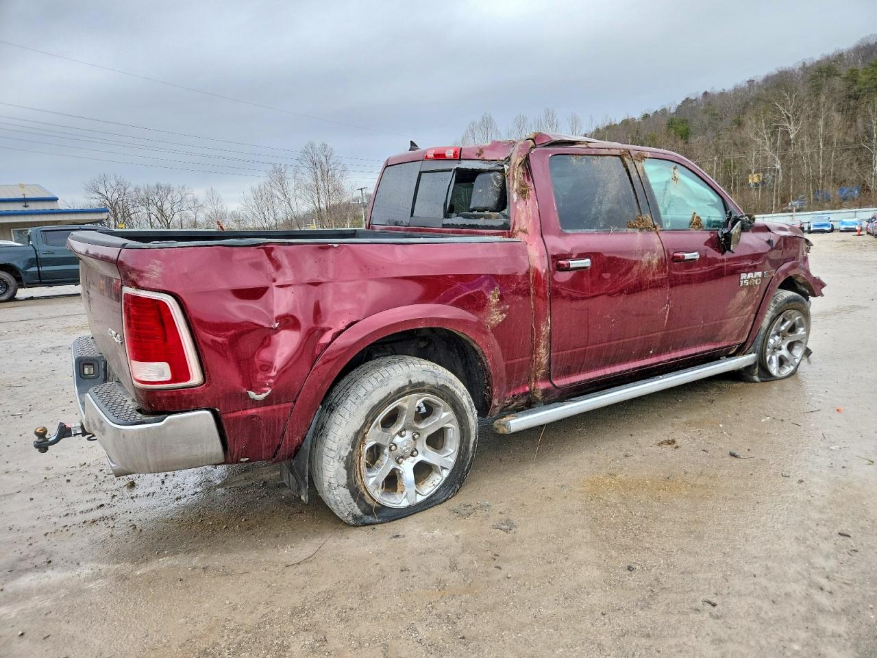 2018 RAM 1500 LARAMIE photo 3
