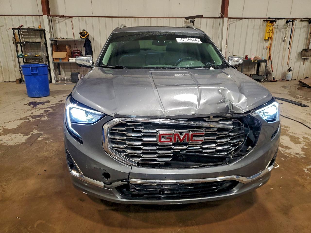 2020 GMC TERRAIN DENALI photo 5