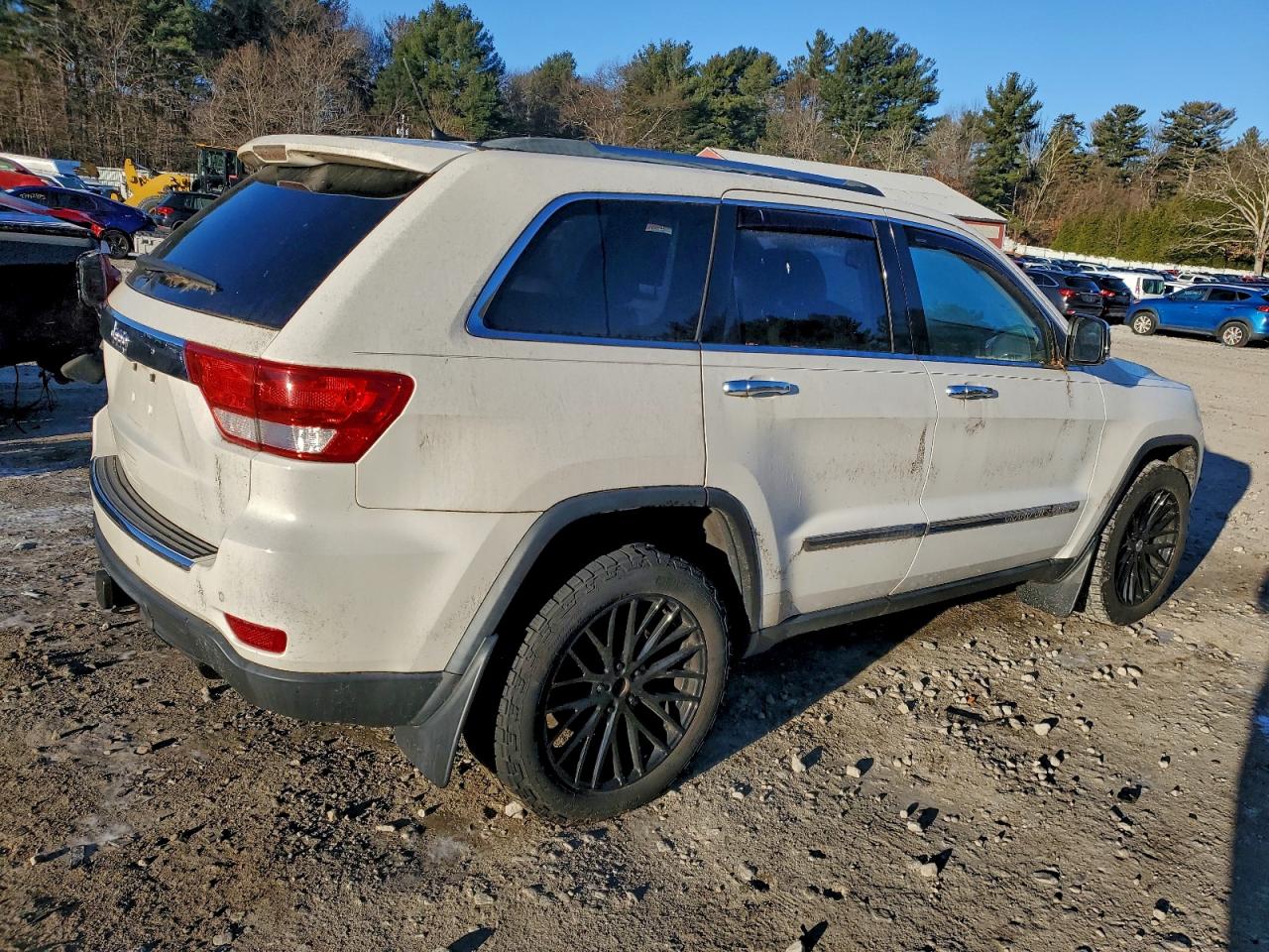 2012 JEEP GRAND CHEROKEE LIMITED photo 3