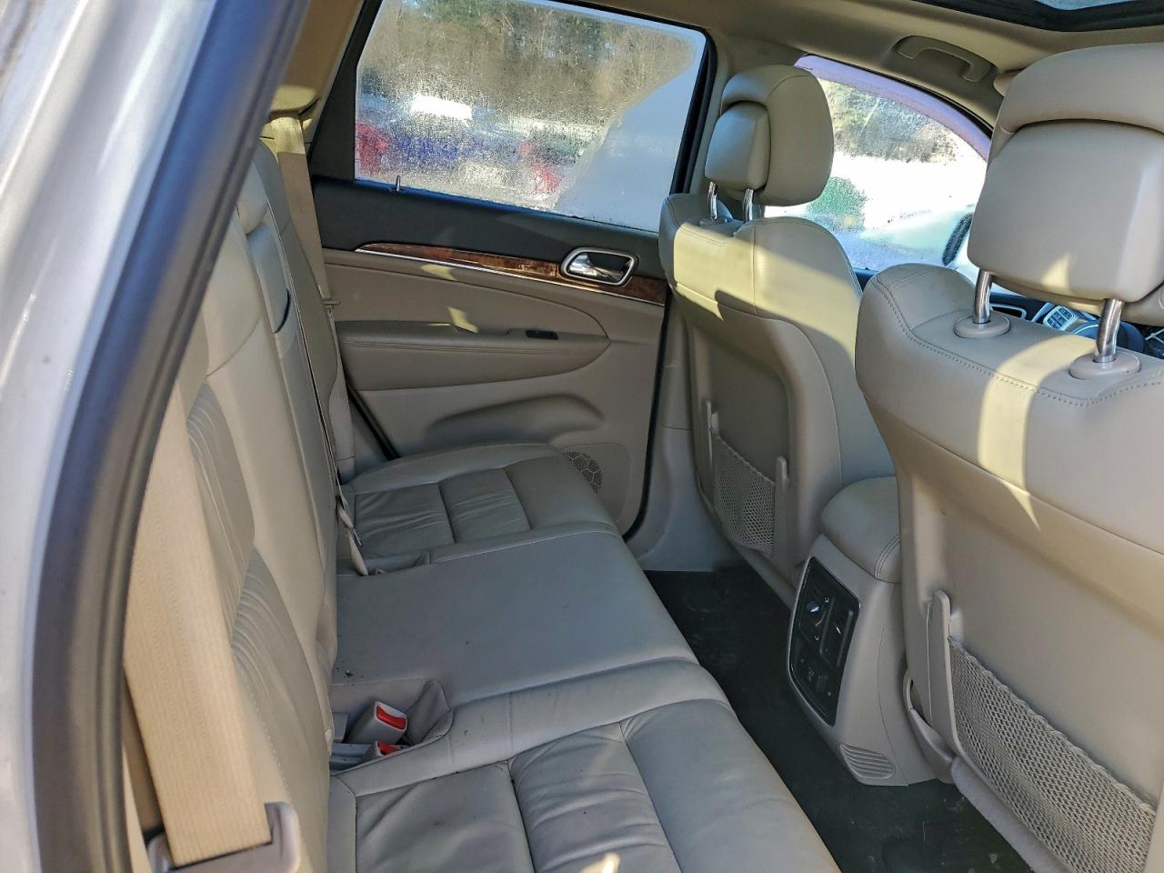 2012 JEEP GRAND CHEROKEE LIMITED photo 11