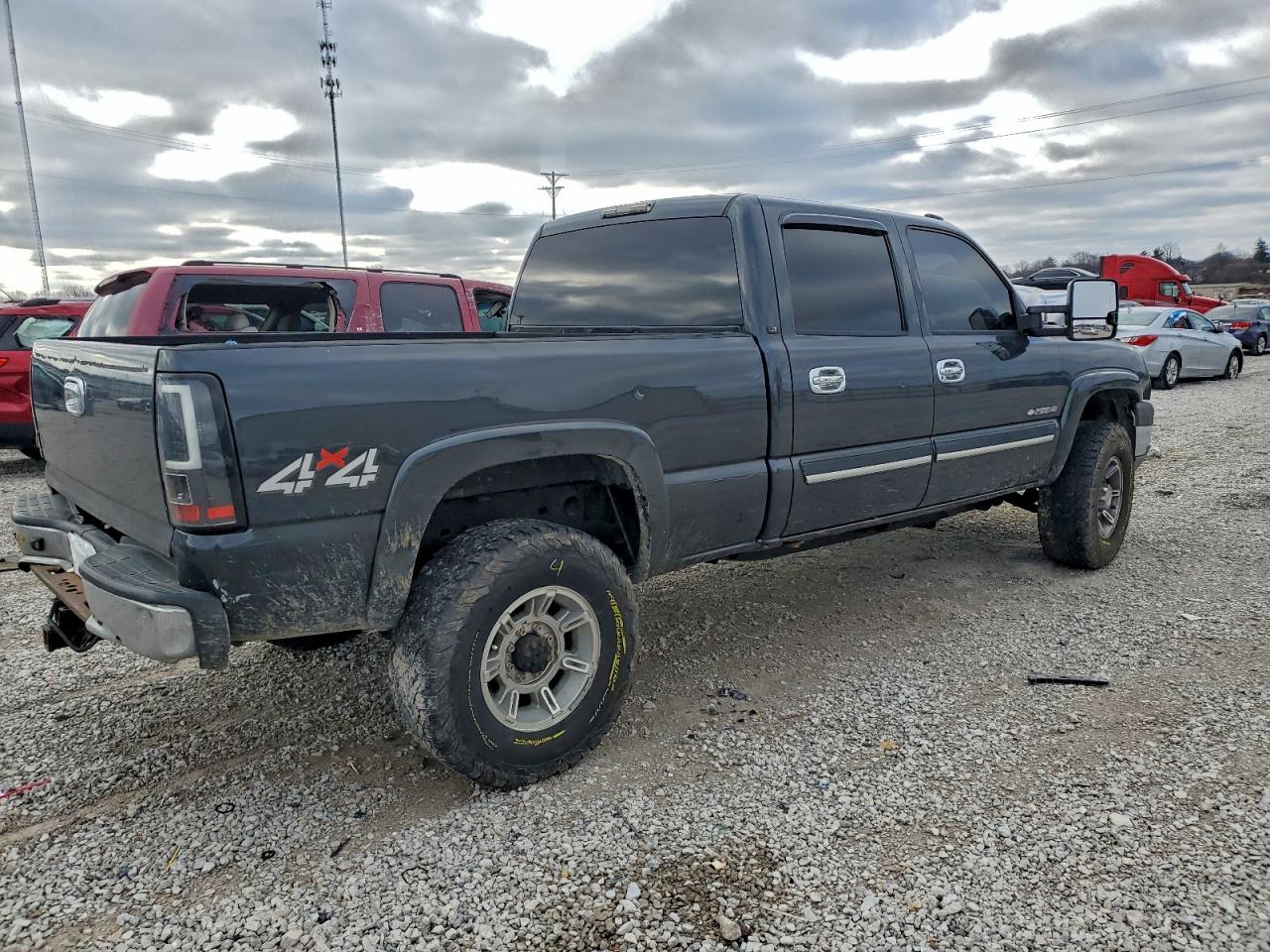 2004 CHEVROLET SILVERADO K2500 HEAVY DUTY photo 3