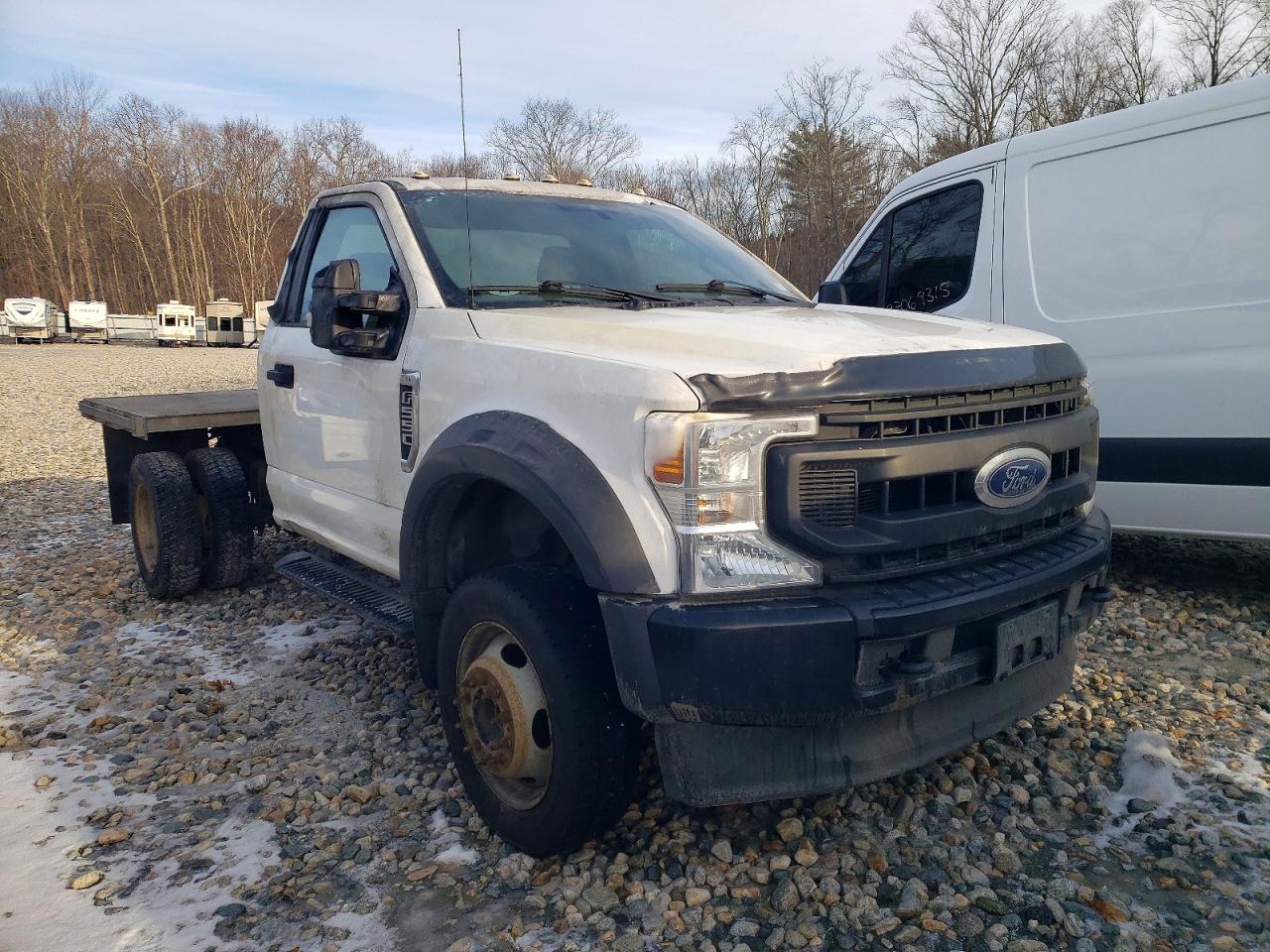 2020 FORD F550 FLATBED TRUCK photo 4