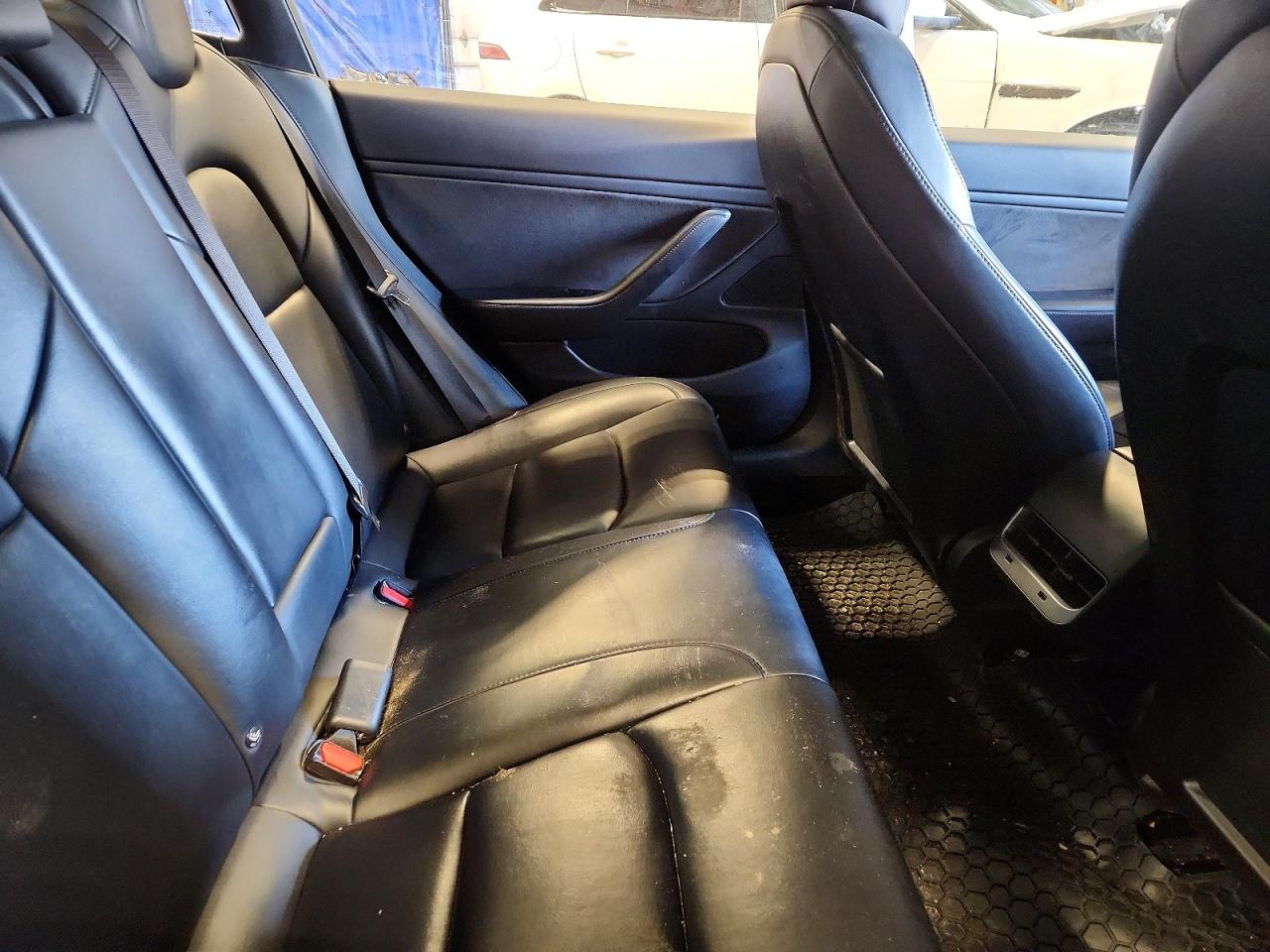 2018 TESLA MODEL 3 photo 10