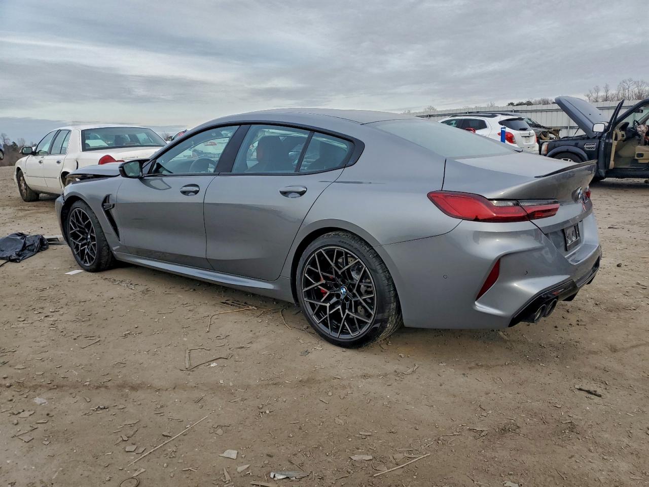 2024 BMW M8 photo 2