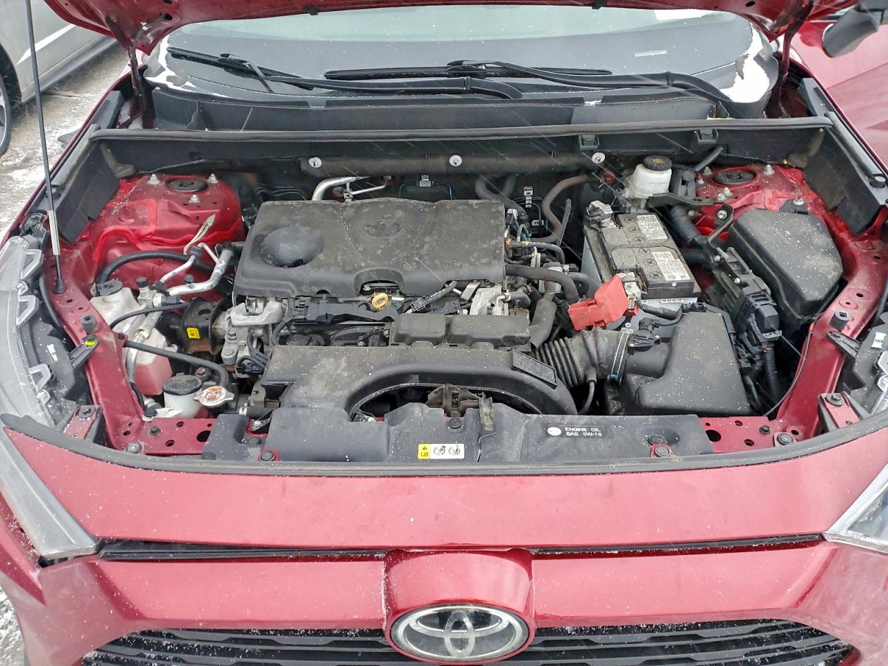 2021 TOYOTA RAV4 LE photo 34