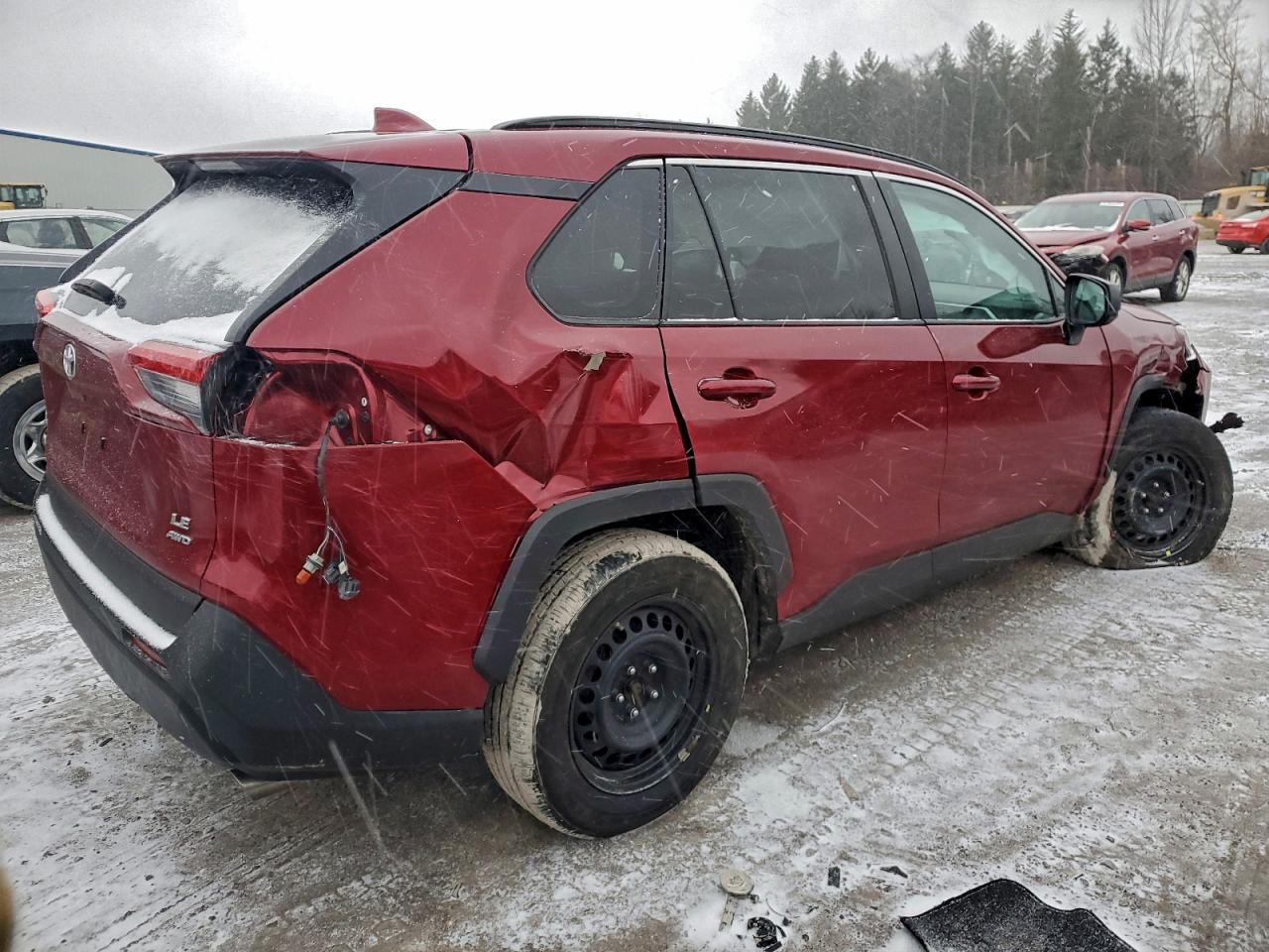 2021 TOYOTA RAV4 LE photo 7