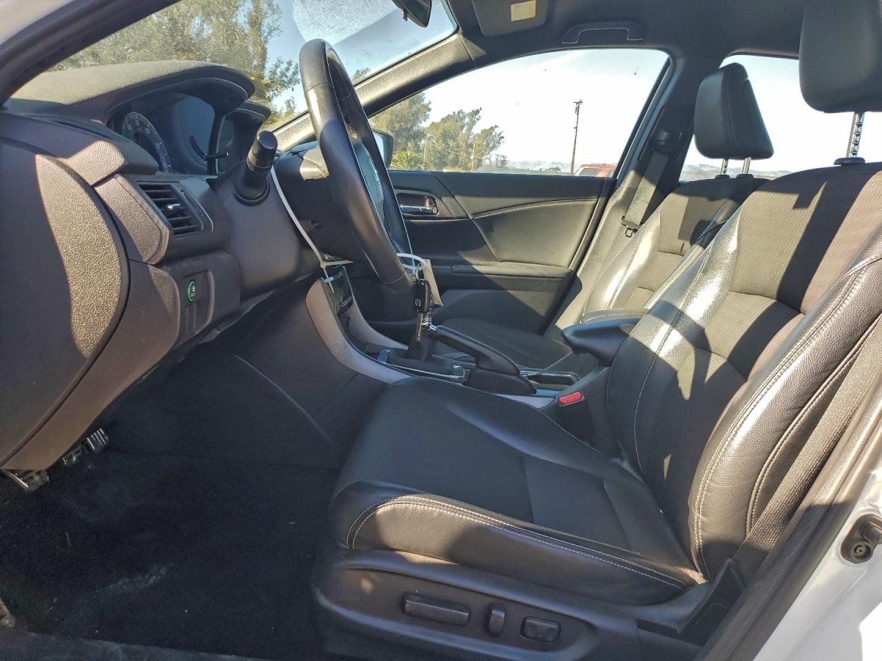 2016 HONDA ACCORD SPORT photo 7