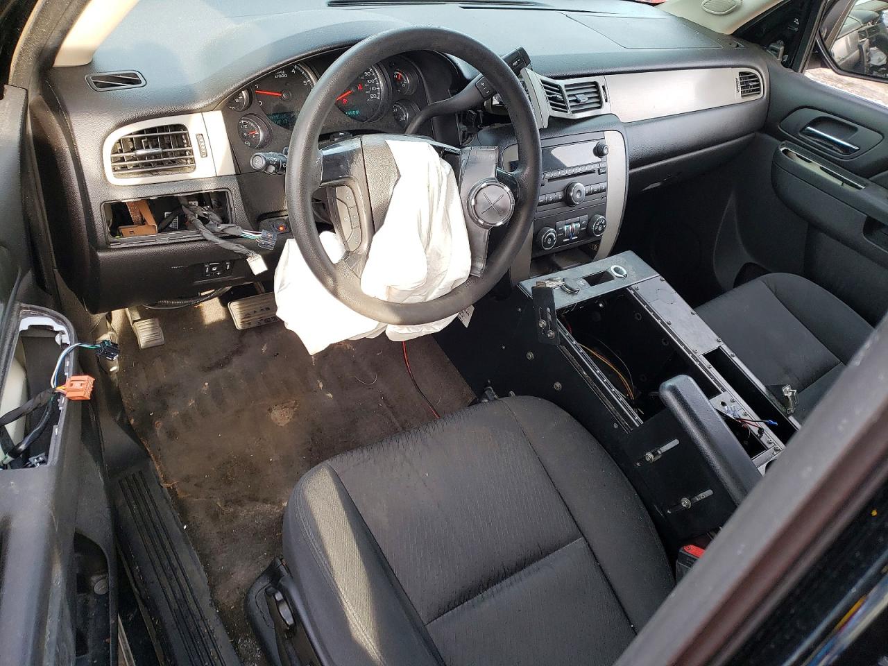 2013 CHEVROLET TAHOE SPECIAL photo 8
