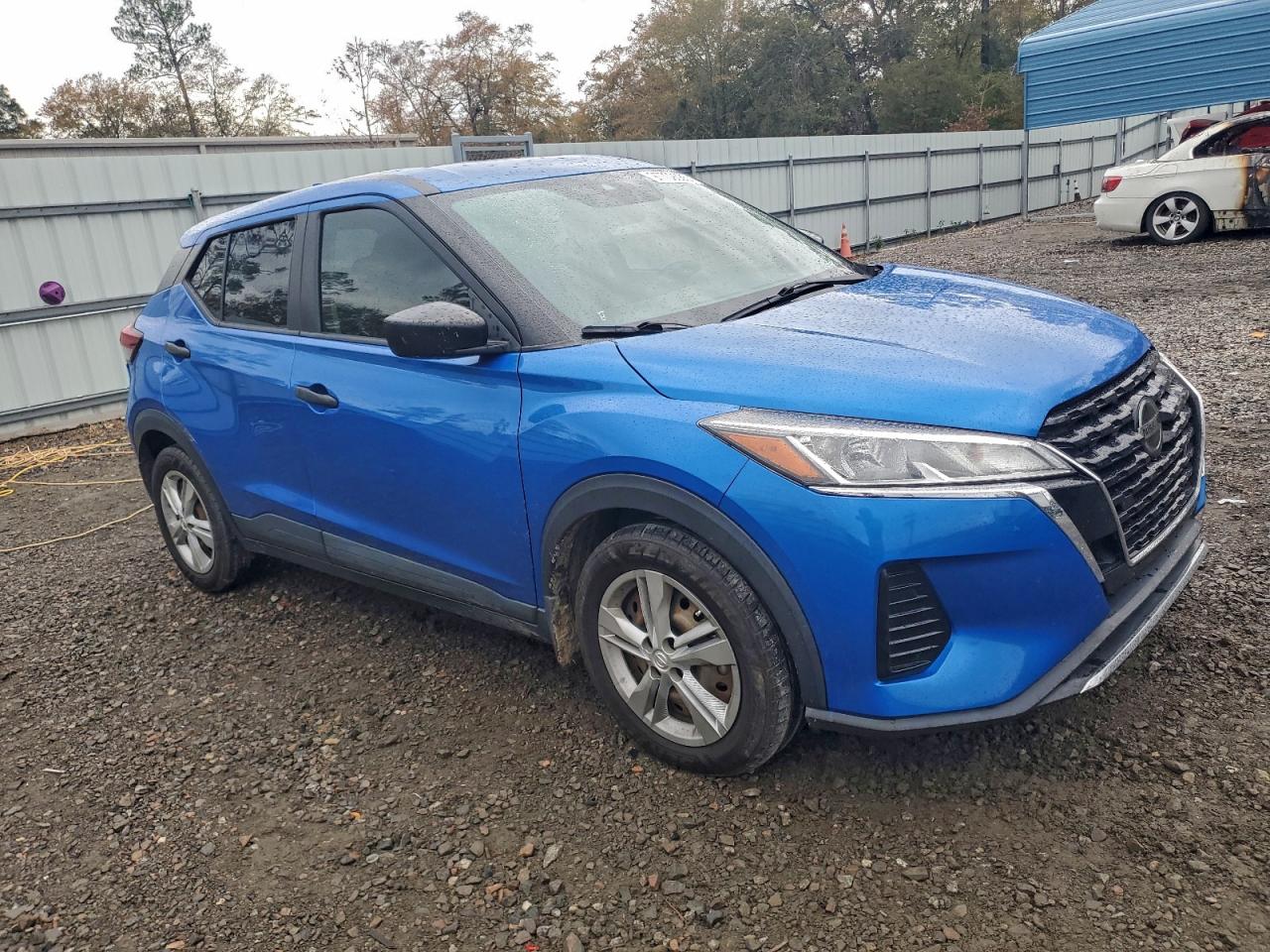 2021 NISSAN KICKS S photo 4