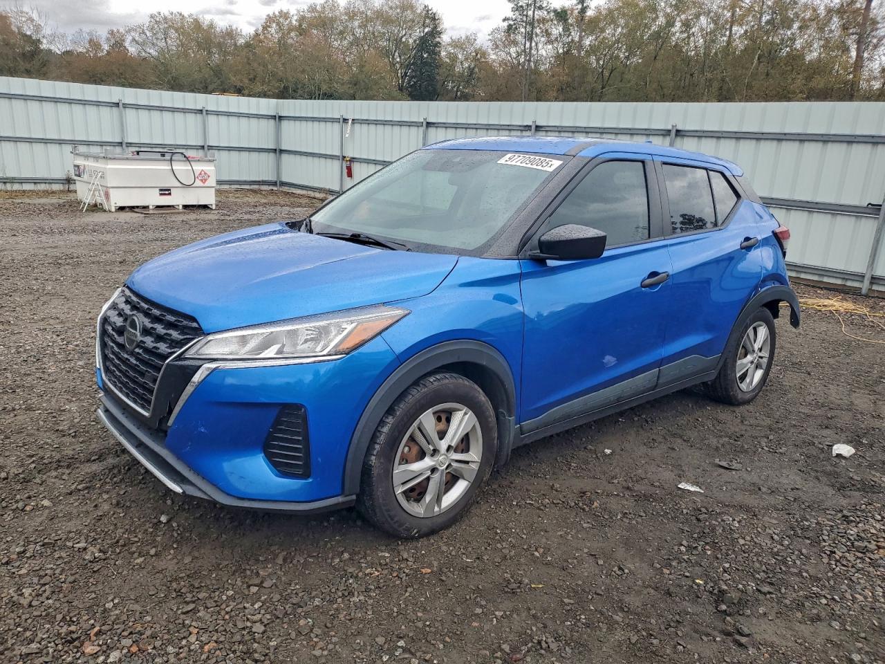 2021 NISSAN KICKS