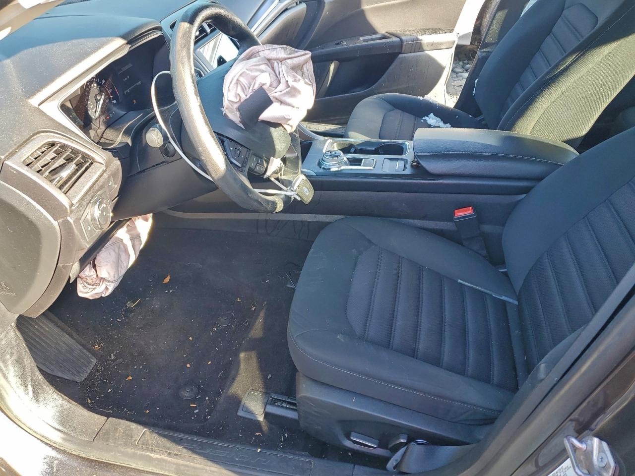 2018 FORD FUSION SE photo 7
