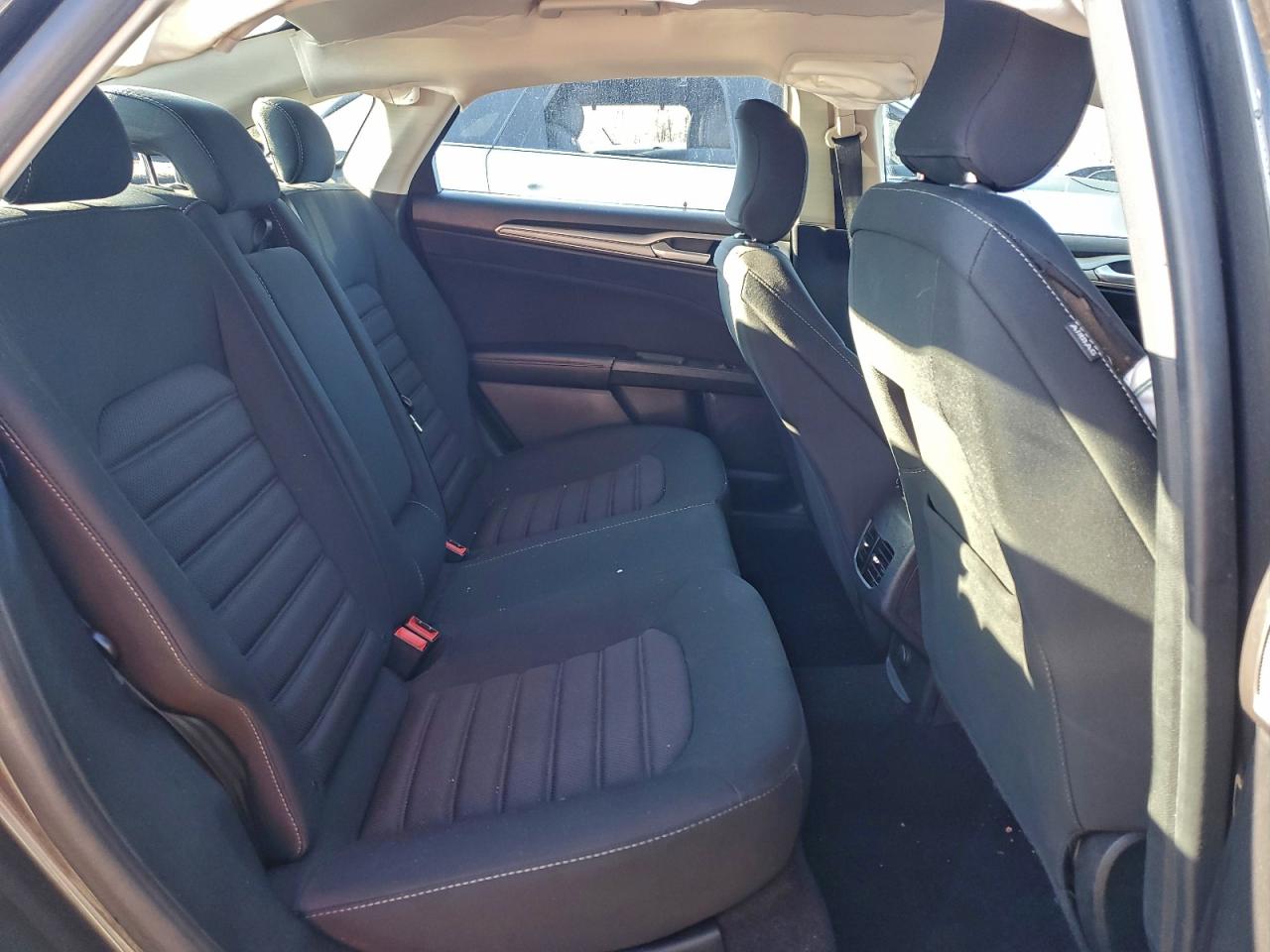 2018 FORD FUSION SE photo 10