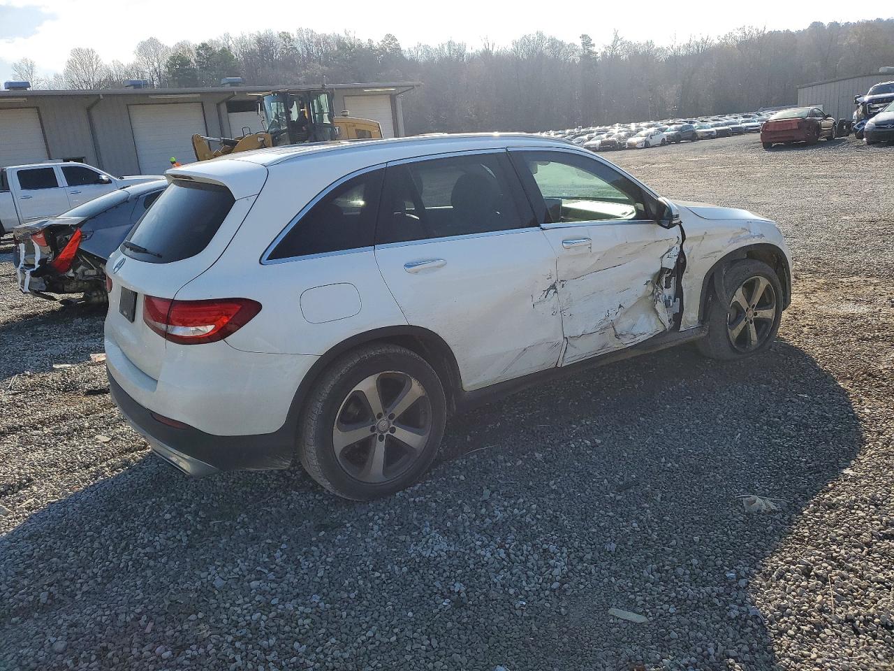 2016 MERCEDES-BENZ GLC 300 photo 3