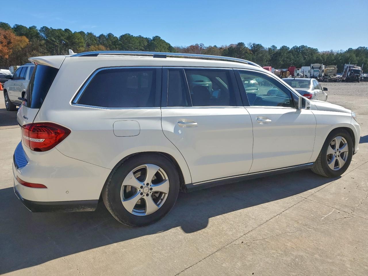 2017 MERCEDES-BENZ GLS 450 4MATIC photo 3