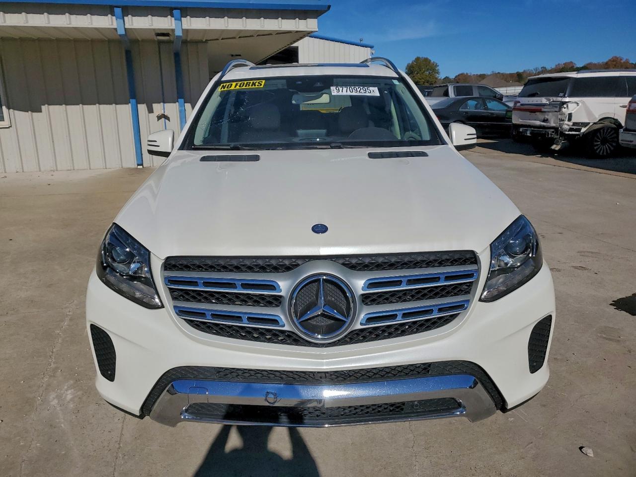 2017 MERCEDES-BENZ GLS 450 4MATIC photo 5