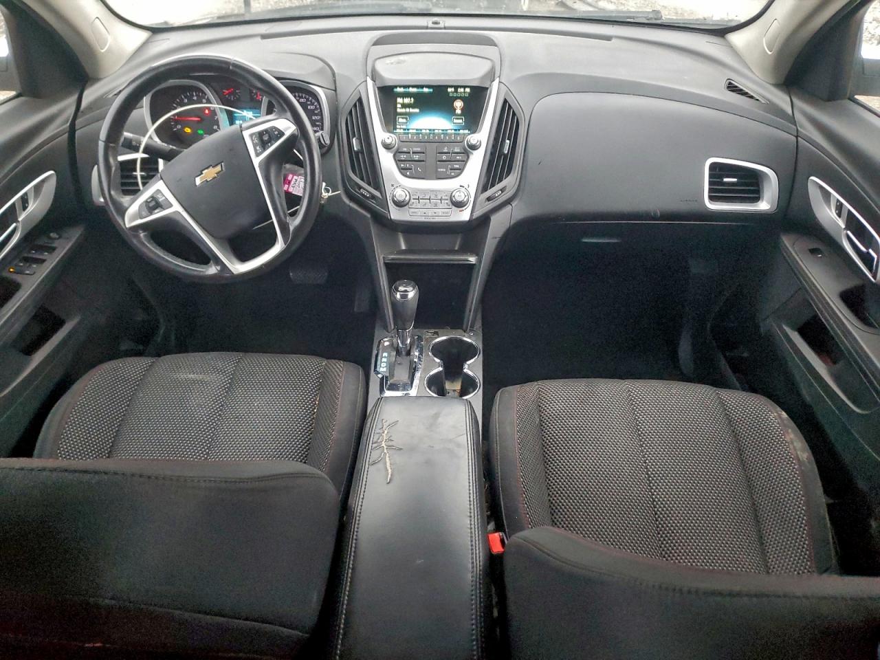 2017 CHEVROLET EQUINOX LT photo 8