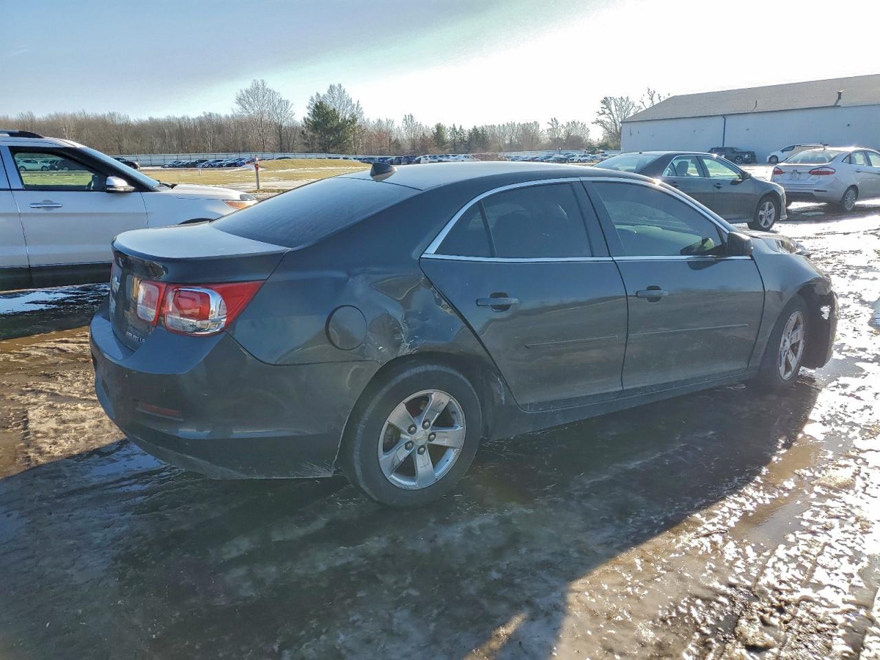 2014 CHEVROLET MALIBU LS photo 3
