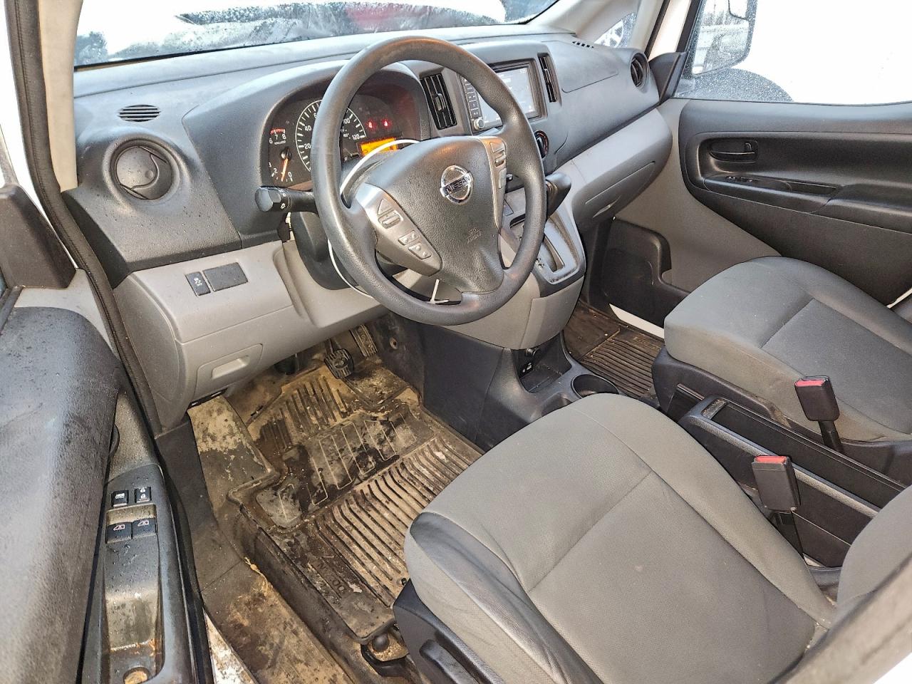2021 NISSAN NV200 DELIVERY VAN photo 8