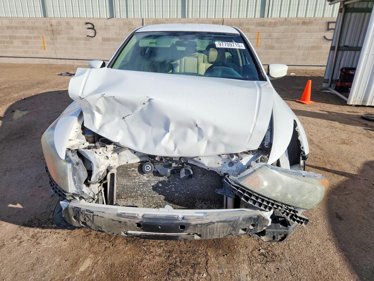 2011 HONDA ACCORD LX photo 9